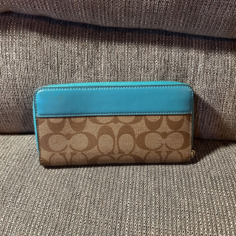 Coach Turquoise and Brown Signature Zip Wallet - Picture 2 of 3
